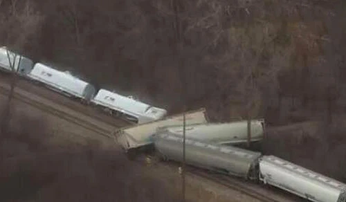 Another train carrying dangerous goods derailed in the United States