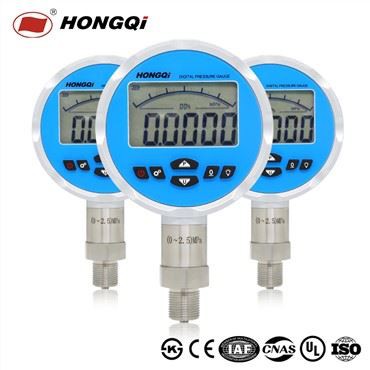 Digital pressure manometer